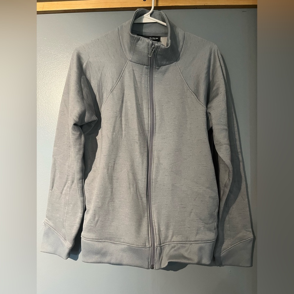 Under Armour zip up jacket size XL